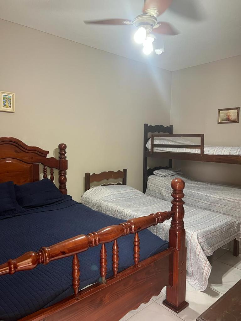 Casa Para Alugar Em Bertioga - Piscina, Wifi E Churrasqueira Exterior foto